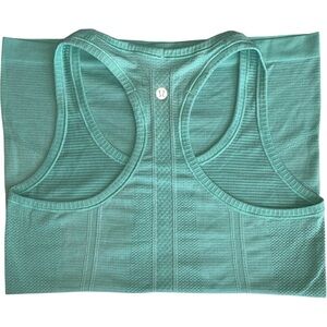 Lululemon Swiftly Tech Racerback Tank Seafoam Green Size 4-6 Seamless Top EUC